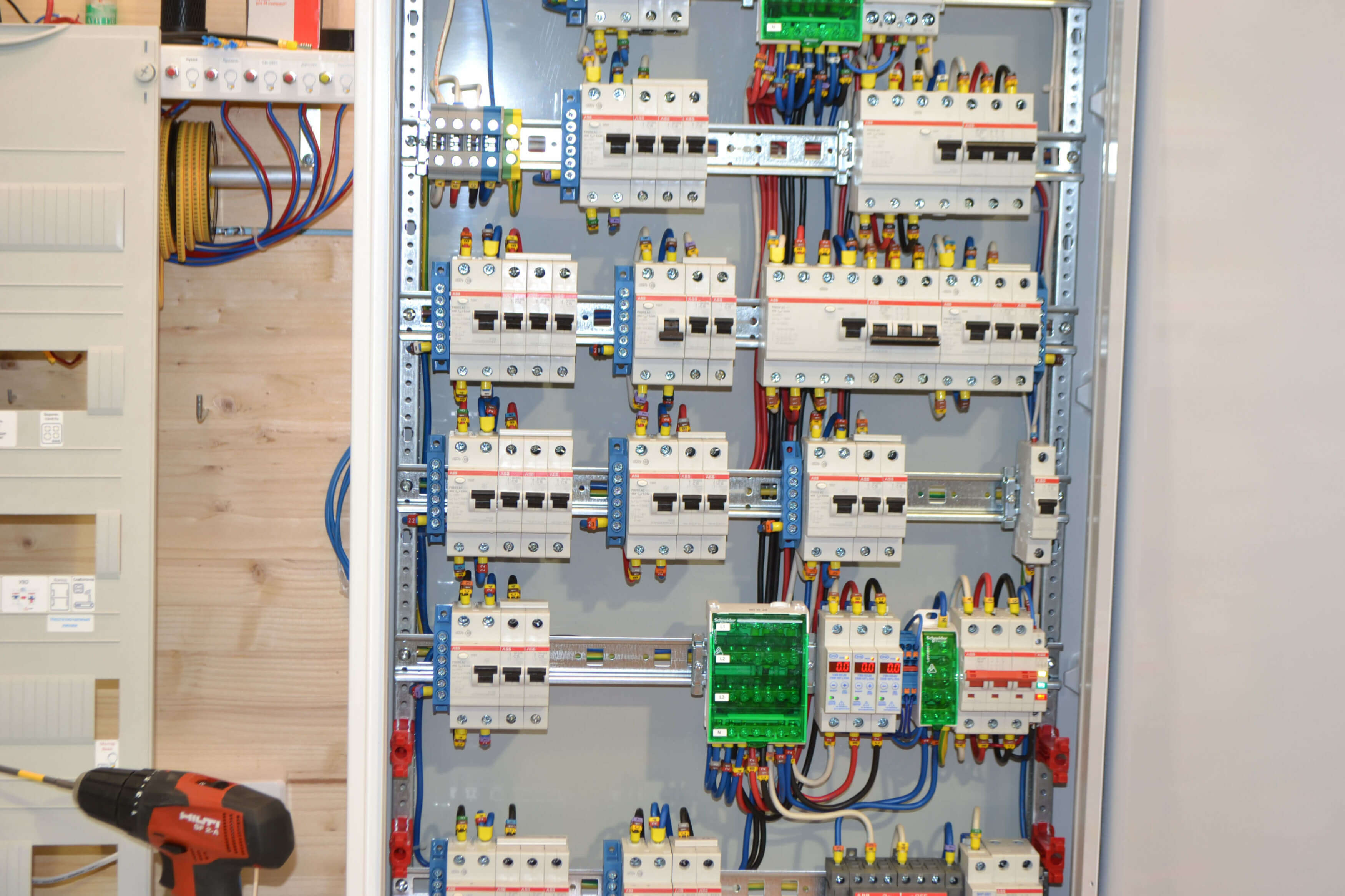 Электрощит для дома от пофессионало Профэлектромонтаж